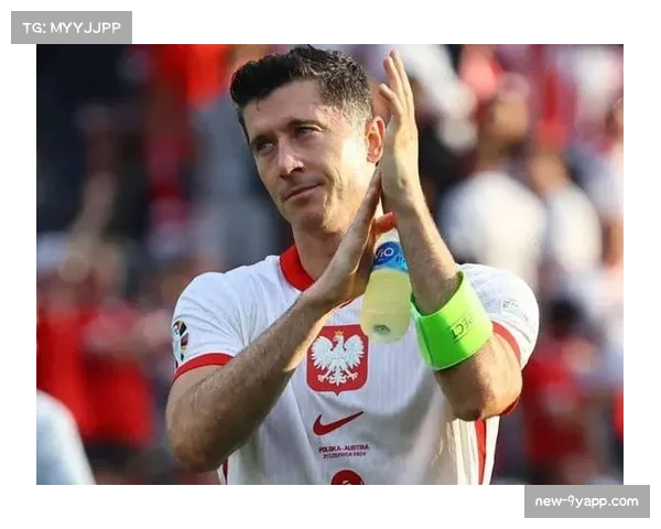 波兰主帅质疑莱万伤情是否真实称若真拉伤不可能坚持比赛